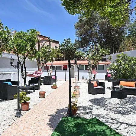 بيت شباب Brothers Place