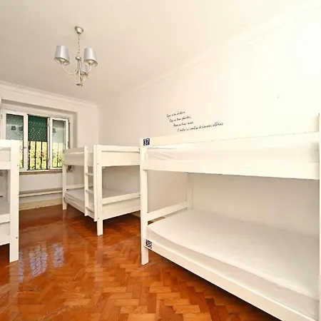 Brothers Place بيت شباب *