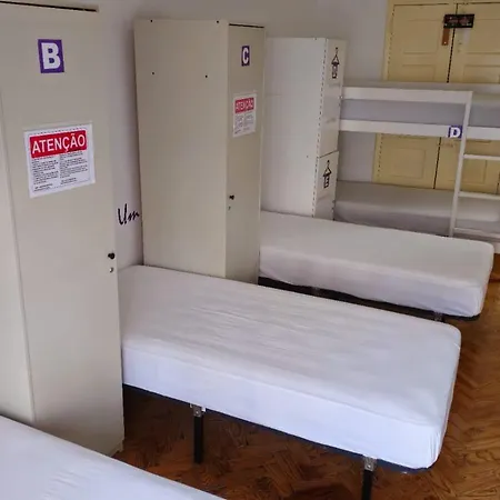 Brothers Place אכסניה ליסבון